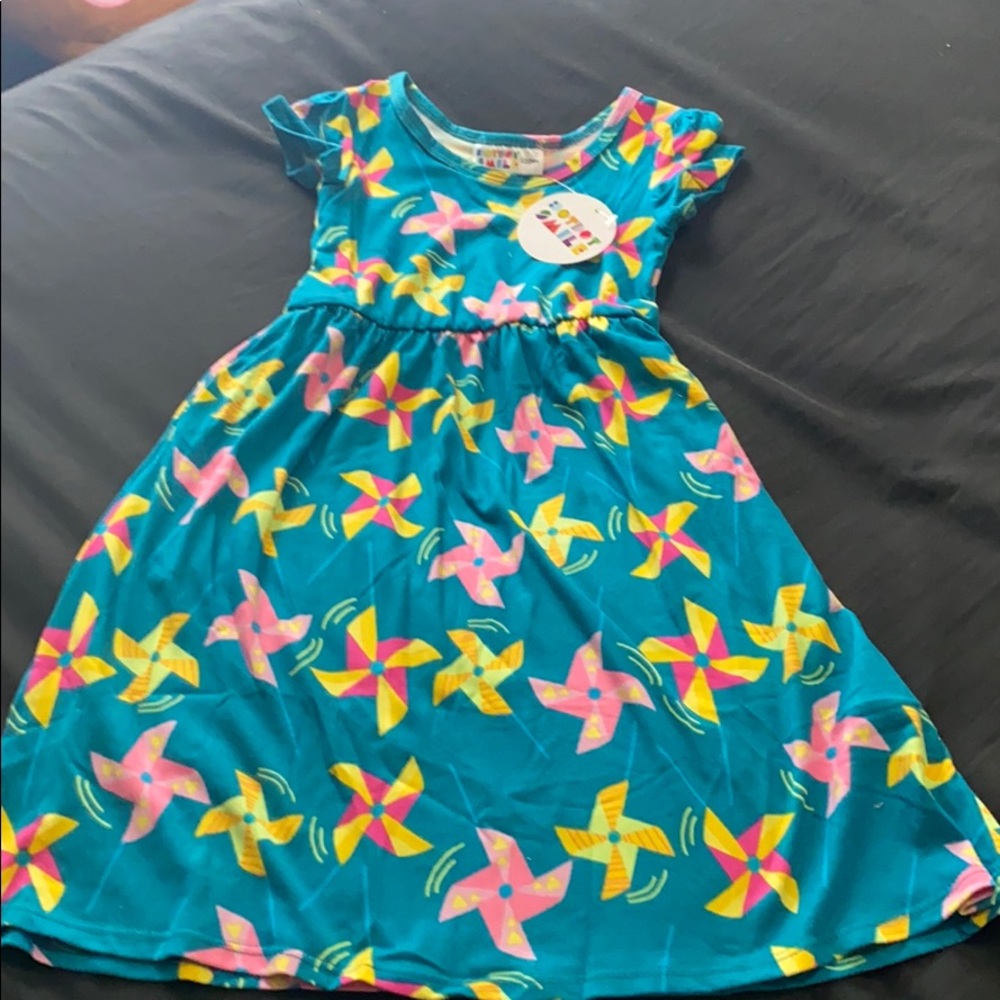 New with tags 12-24 month dot dot smile dress